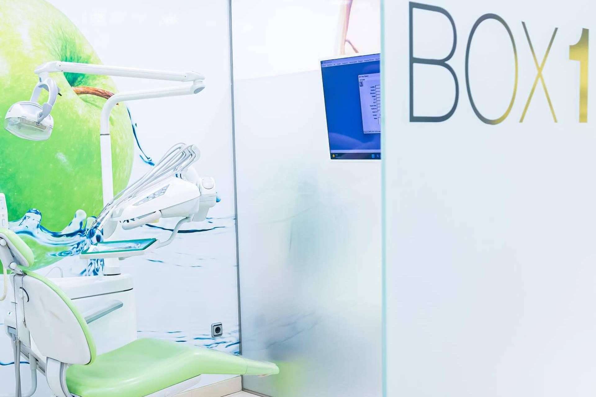 ¿Cuál es la mejor ortodoncia invisible, spark o invisalign?