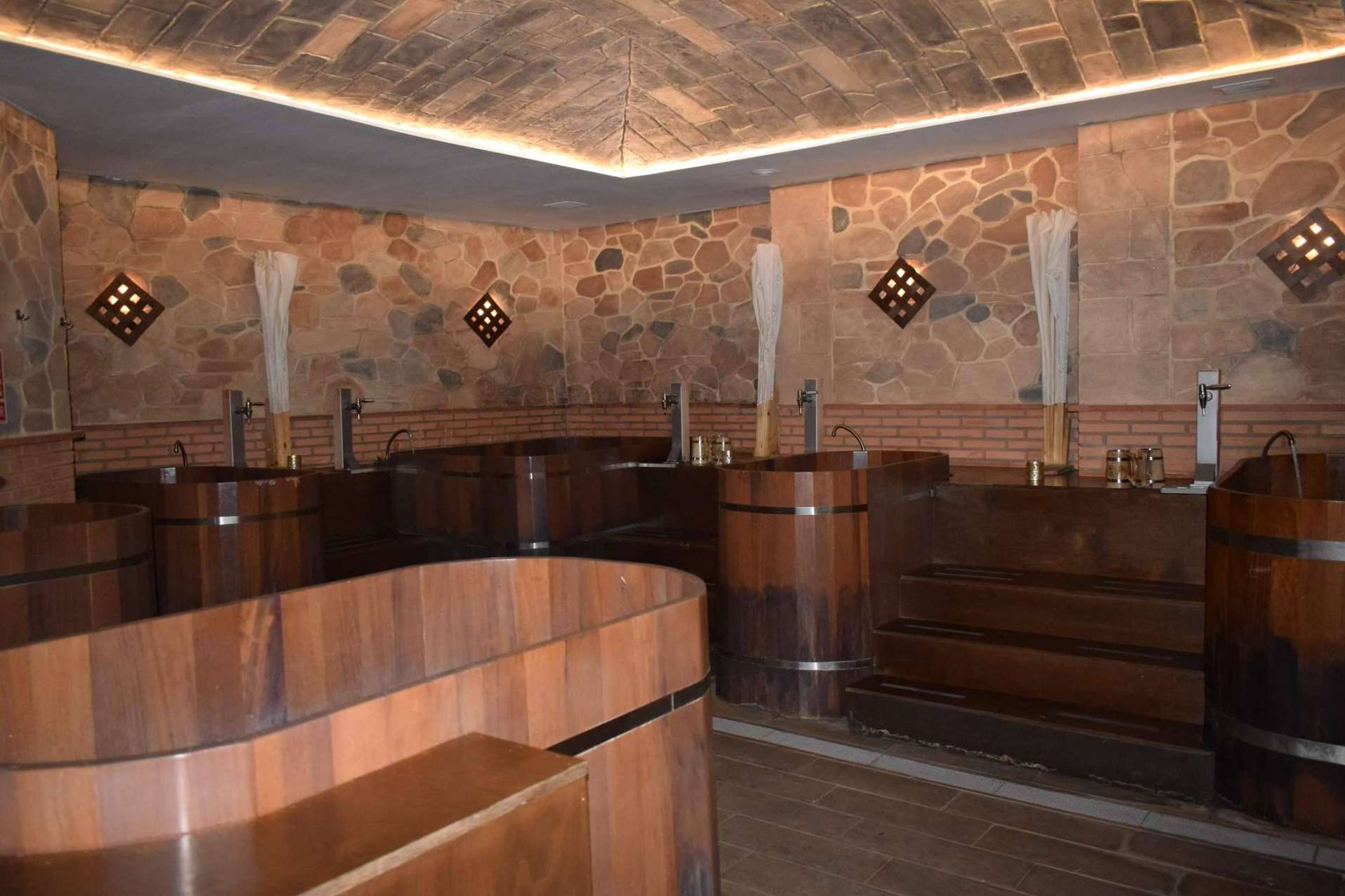 Baños de cerveza, celebración y conexión emocional, Beerspain consolida el nuevo ocio premium en España