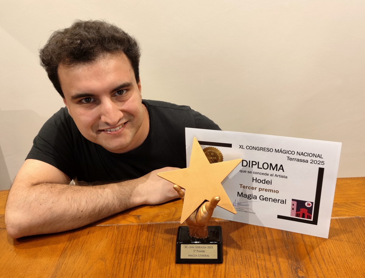 El ilusionista navarro Hodei, galardonado con el Premio Nacional de Magia 2025
