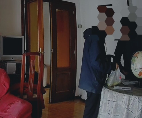 Detenidos en Navarra dos estafadores que fingían ser revisores de la luz para robar a mayores  