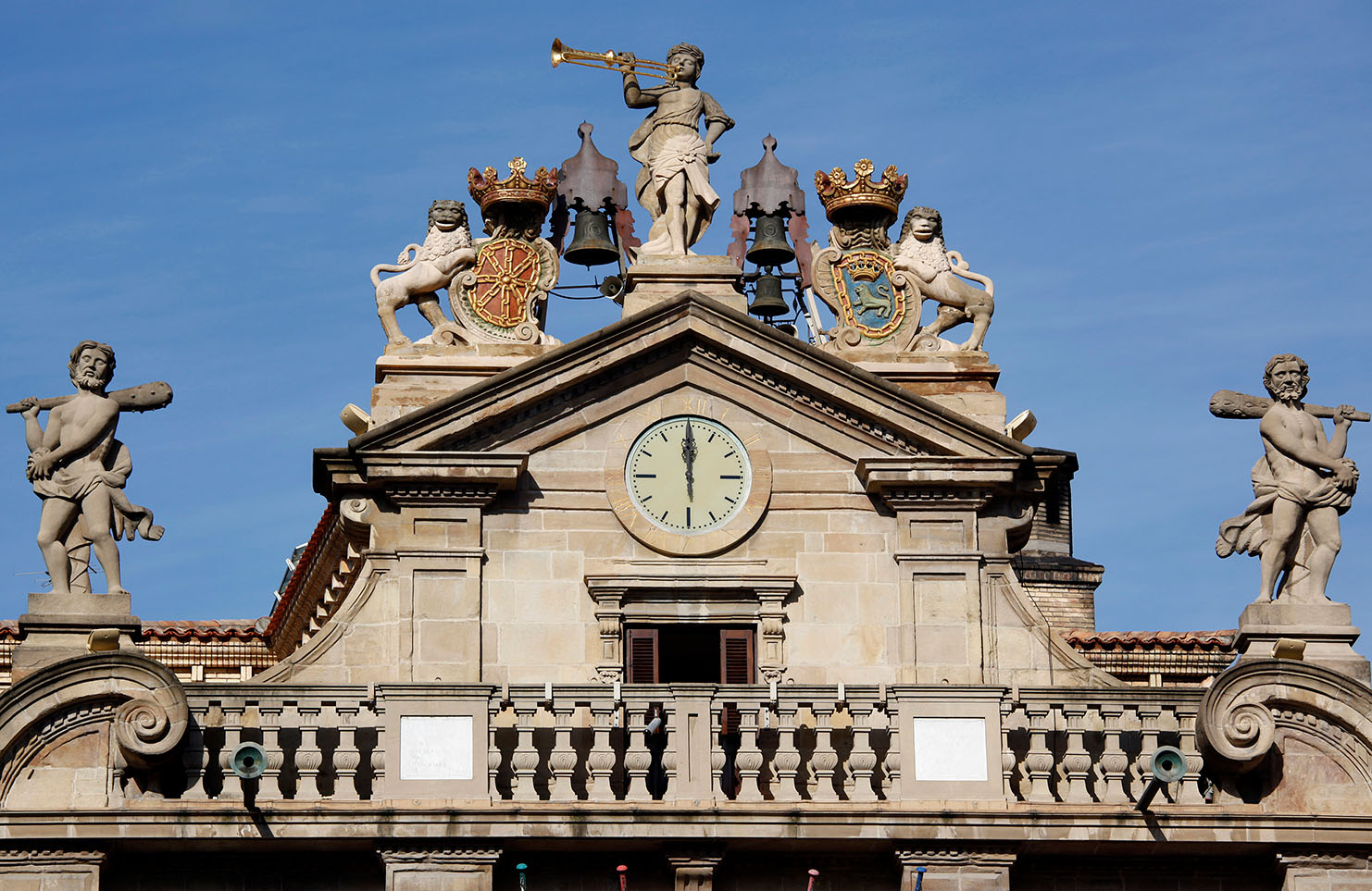 Pamplona abre la inscripción hasta el 4 de agosto para 34 plazas de trabajador/a familiar