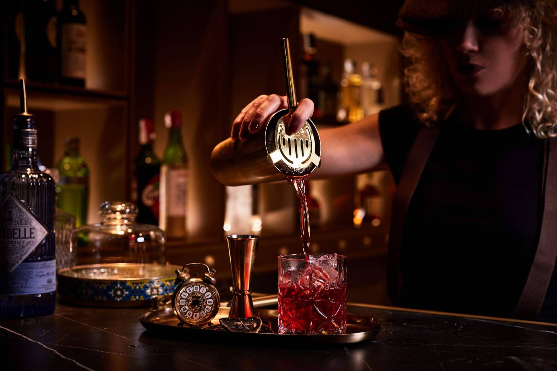 Misto alarga las noches de verano con su nueva terraza chill out y las fiestas de la mano de Bacardi