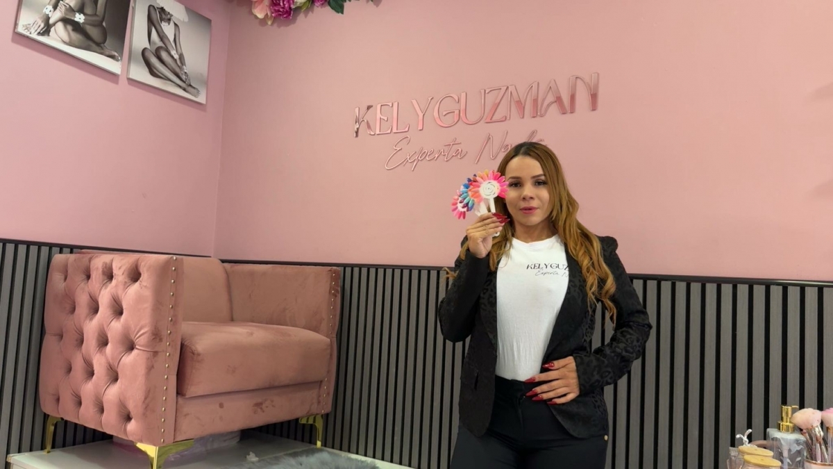Kely Guzmán Nail Studio: el arte de embellecer manos y miradas en el corazón de Alsasua