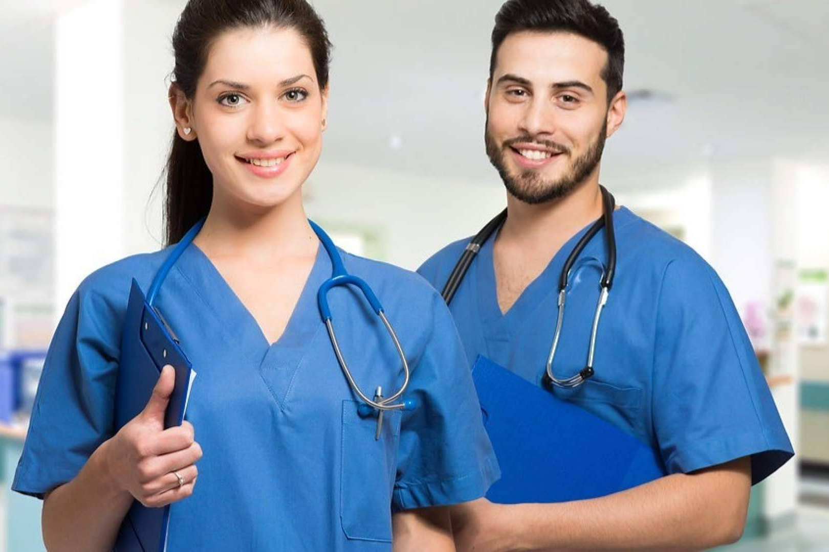 TCAE, salidas laborales en hospitales, residencias y clínicas tras el ciclo formativo de grado medio